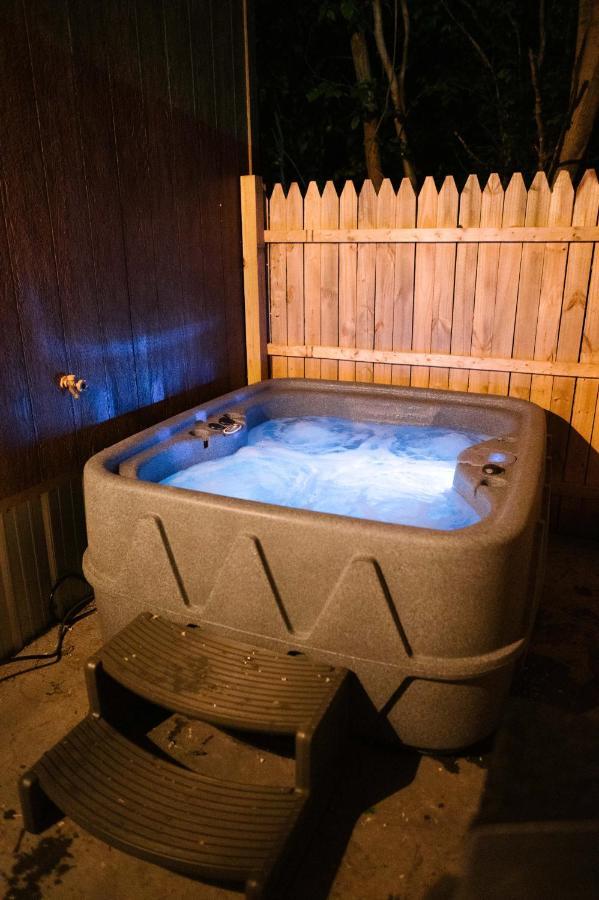 The Outpost Hotel Grand Rivers Luaran gambar